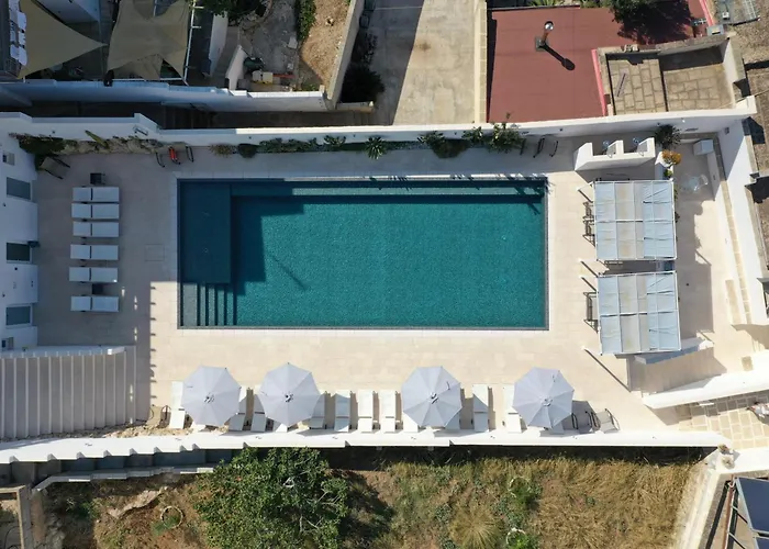 Ts Residence